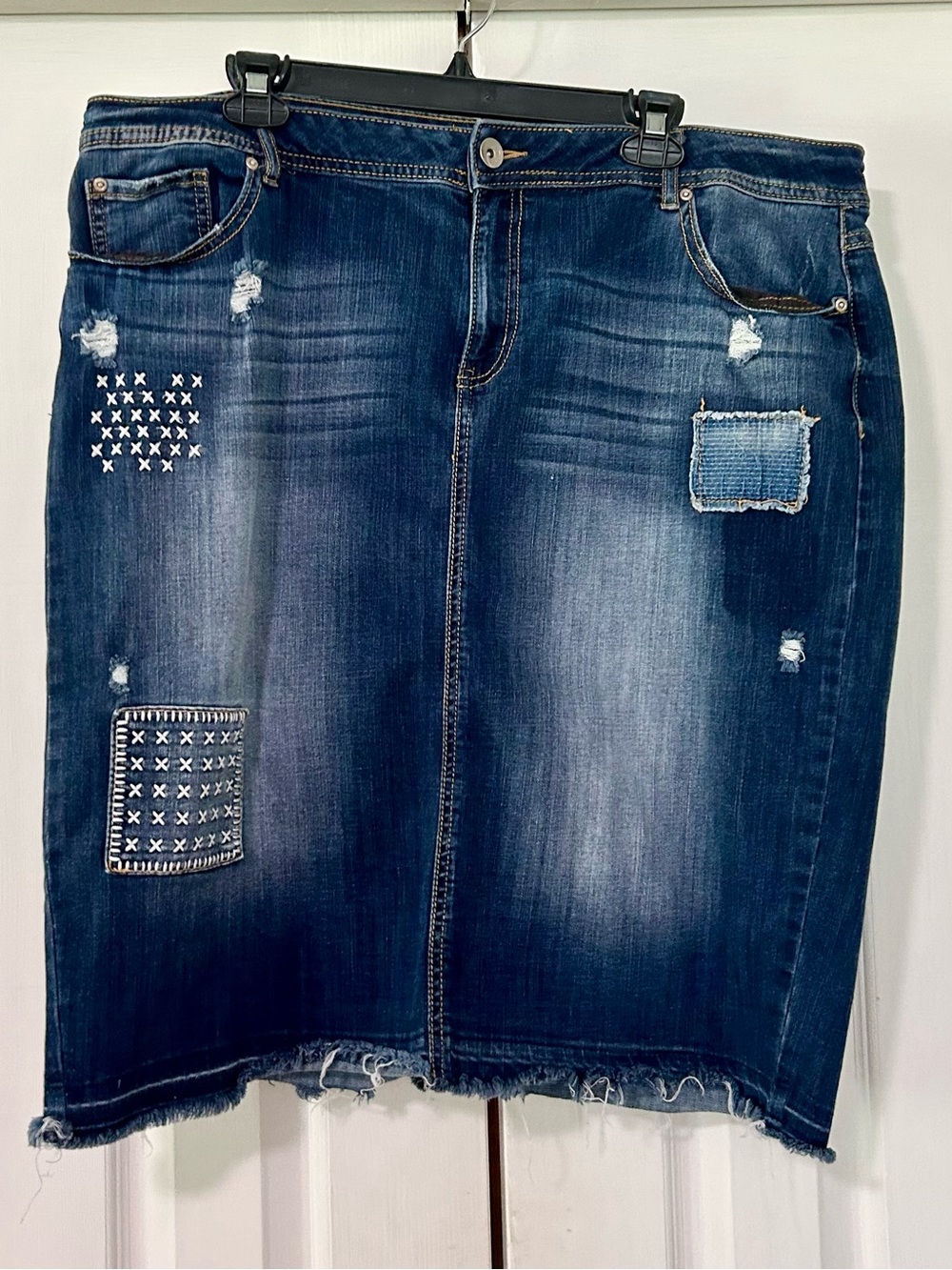 Est 1846 jean skirt Dark Blue Distressed Denim - Women size 18w